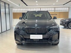 BMW X5 xDrive 30Li Deluxe VersionM - ფოტო 2