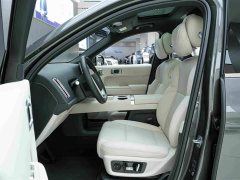 Li Auto L9 Ultra Edition - ფოტო 12