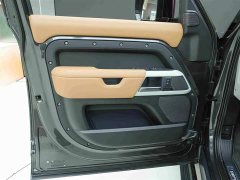 Land Rover 110 3.0T P400 X-DYNAMIC HSE - ფოტო 14