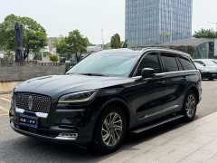 BMW 3.0T V6 AWDDeluxe Edition - ფოტო 1