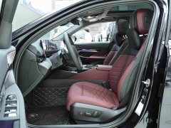 BMW 5 530Li Deluxe Version M - ფოტო 11