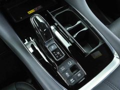 Mercedes-Benz 2.5L Premium Edition - ფოტო 10