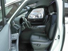 Mercedes-Benz 2.5L Premium Edition - ფოტო 11