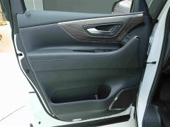 Mercedes-Benz 2.5L Premium Edition - ფოტო 16