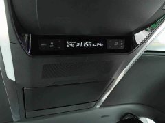Mercedes-Benz 2.5L Premium Edition - ფოტო 20