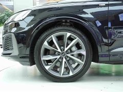 Audi Q7 55 TFSI quattro S line Version - ფოტო 18
