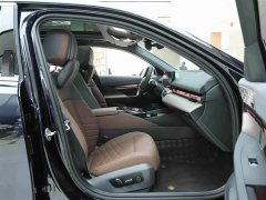 BMW 5 530Li Deluxe Version Luxury - ფოტო 12