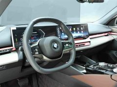 BMW 5 530Li Deluxe Version Luxury - ფოტო 7