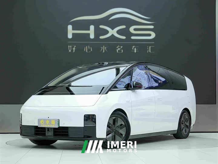 Li Auto MEGA Home Edition