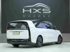 Li Auto MEGA Home Edition - ფოტო 4