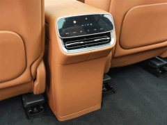 AITO M8 EREV Max Edition 37kWh 6 Edition (192) - ფოტო 19