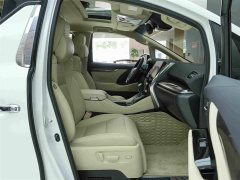 Mercedes-Benz 2.5L Premium Edition - ფოტო 12