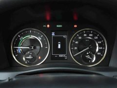 Mercedes-Benz 2.5L Premium Edition - ფოტო 8