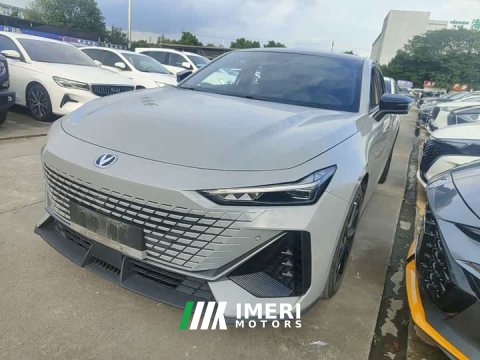 2022 Changan UNI-V 1.5T Version - ავტომობილი ჩინეთიდან