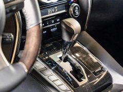 Lexus LM 300h Edition - ფოტო 14