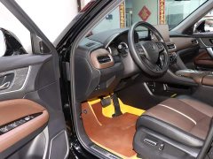 Honda UR-V 370TURBO 2WD Edition - ფოტო 9