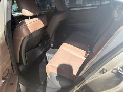 Lexus ES 200 Edition - ფოტო 8