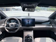 BYD EV Edition 610KMAWDSmart Drive Version - ფოტო 11