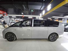 Li Auto MEGA Ultra - ფოტო 3