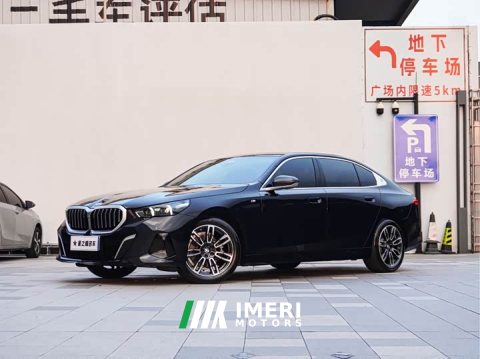 2024 BMW 5 525Li M - ავტომობილი ჩინეთიდან