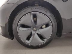 Tesla Model 3 Standard Range Edition - ფოტო 17