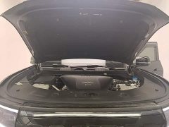 Li Auto 8 Flagship Edition 6 - ფოტო 20