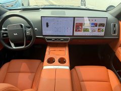 Li Auto L6 Pro - ფოტო 13