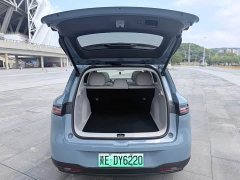Leapmotor B10 510 Edition - ფოტო 10