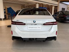 BMW 5 530Li Version M - ფოტო 7