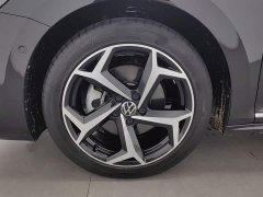 Volkswagen 330TSI Luxury Edition - ფოტო 17