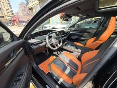 Changan UNI-V 1.5T Premium Version - ფოტო 4