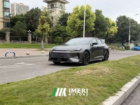 2024 Changan UNI-V 1.5T Premium Version - ავტომობილი ჩინეთიდან