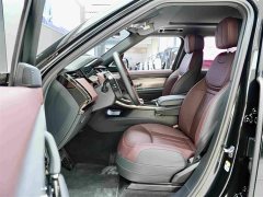 Land Rover 400PS Dynamic SE - ფოტო 11