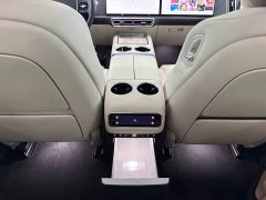 Li Auto L9 Ultra Edition - ფოტო 18