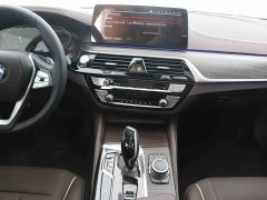 BMW 5 530Li Version Luxury - ფოტო 8