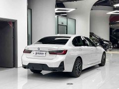 BMW 3 330Li M - ფოტო 13