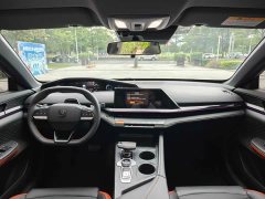 Changan UNI-V 1.5T Premium Version - фото 12