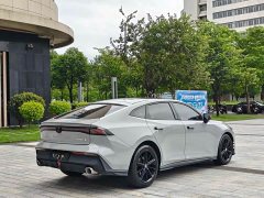 Changan UNI-V 1.5T Premium Version - фото 15