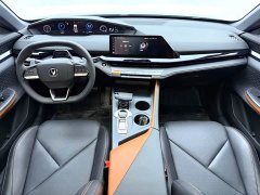 Changan UNI-V 1.5T Premium Version - ფოტო 13