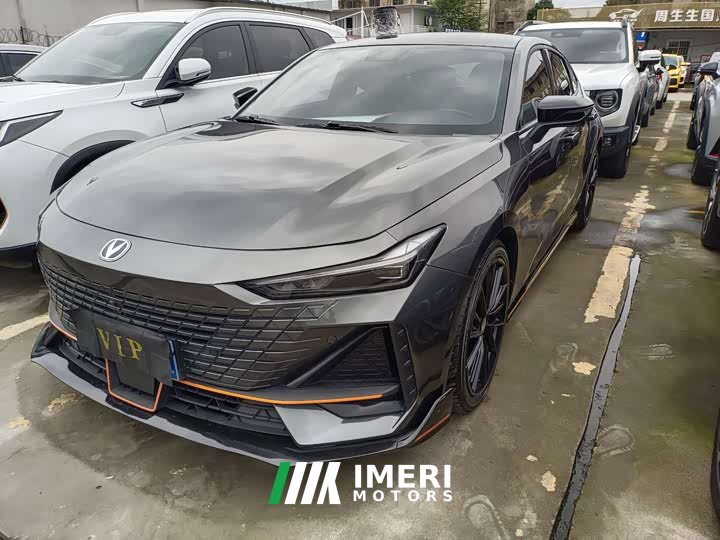Changan UNI-V 1.5T Edition - ავტომობილი ჩინეთიდან