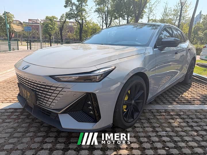 Changan UNI-V 1.5T Premium Version - ავტომობილი ჩინეთიდან