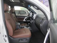 Lexus 5.7L Edition - ფოტო 10