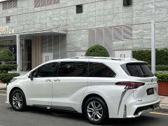 Mercedes-Benz SIENNA 2.5LPHEV Edition - ფოტო 4