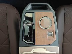 BMW iX xDrive40 - ფოტო 8