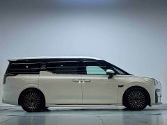 Zeekr 009 EditionAWD 108kWh - ფოტო 17