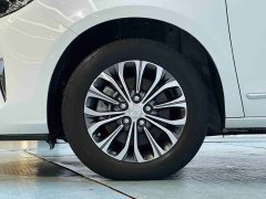 Buick GL8 652T Luxury Version - ფოტო 15
