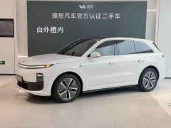 Li Auto L6 Pro - ფოტო 13