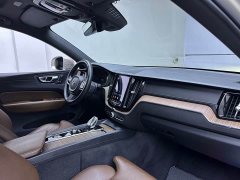 Volvo XC60 B5 AWDLuxury Edition - ფოტო 11