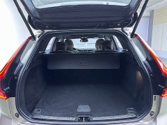 Volvo XC60 B5 AWDLuxury Edition - ფოტო 14