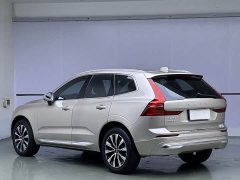 Volvo XC60 B5 AWDLuxury Edition - ფოტო 4